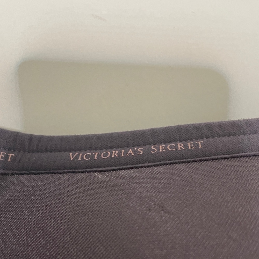 Victoria Secret Women's Size 40D Women's Bra Purple with Shimmer No wire - Picture 2 of 5